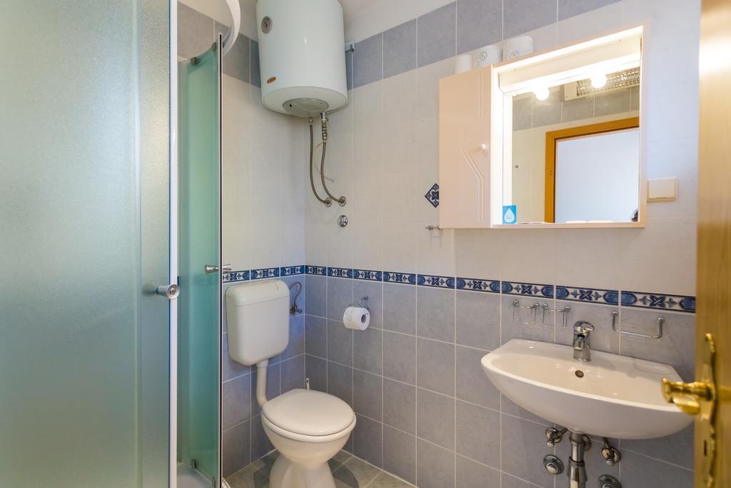 Apartments Slavica Помена Экстерьер фото
